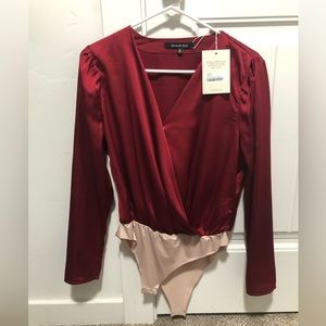 BOHME Size M Wine Red Onsie